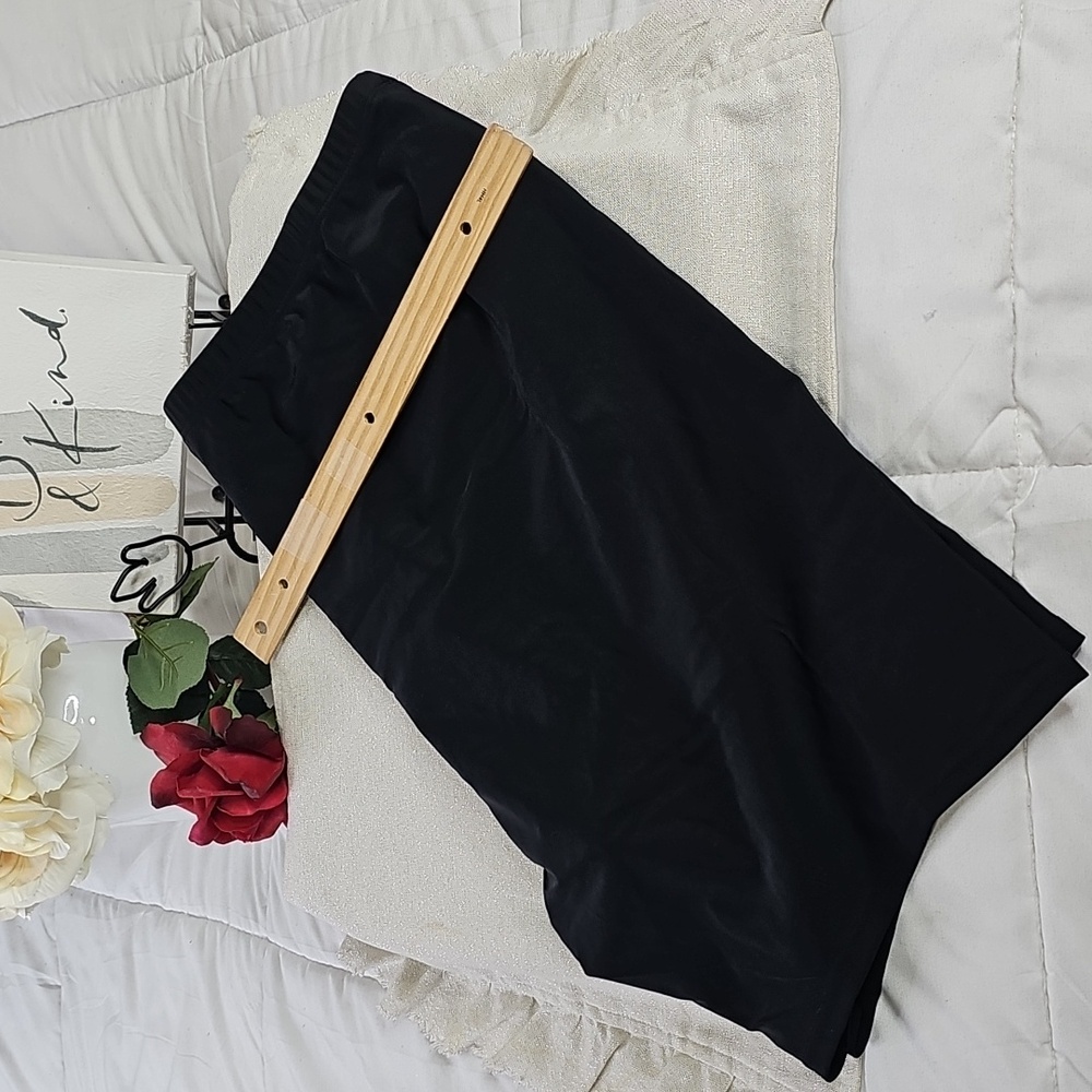 Black Swimsuit Shorts Plus Size Resortwear Beach Shorts elegant wear - Picture 6 of 9